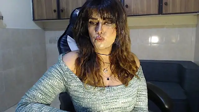 Snapshot of pareeti chatting on 02.09.26 pareeti online show from 02.09.26