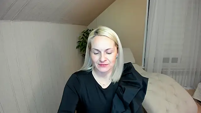 Alicee Gracee online show from 12.24.24