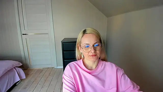 Alicee Gracee online show from 03.11.25