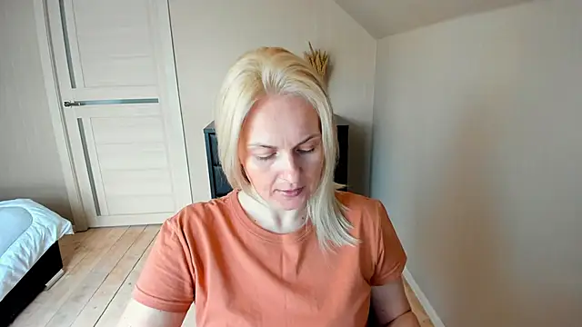 Alicee Gracee online show from 03.22.25