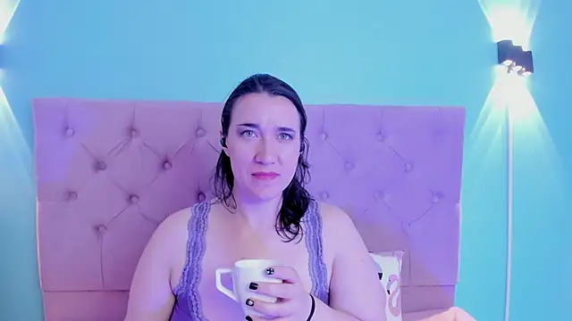 kyoakane online show from 12.16.24