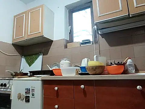 beaverwoman online show from 11.10.25