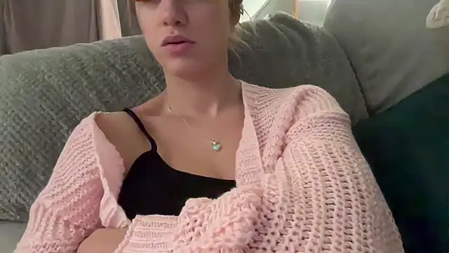 LustfulLuna  online show from 01.23.25