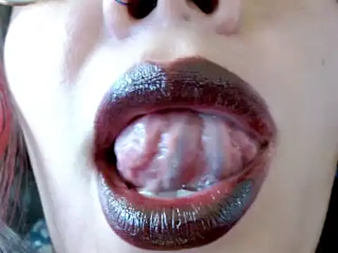 miss evoleth2 online show from 03.18.25