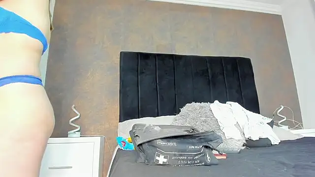 Snapshot of NaxaAndLexi_ chatting on 02.11.25 NaxaAndLexi online show from 02.11.25