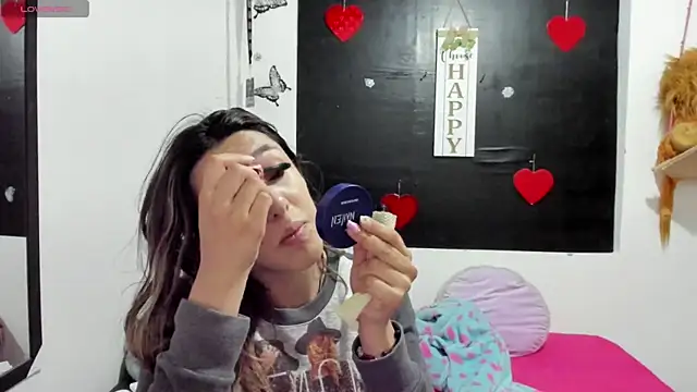 Snapshot of queen-natty chatting on 01.20.25 queen-natty online show from 01.20.25