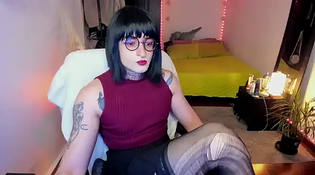 ShiiraVelkor online show from 02.19.25