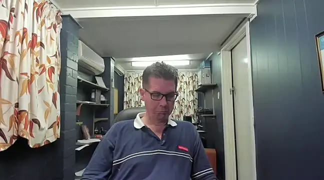 tilobinder online show from 12.15.24