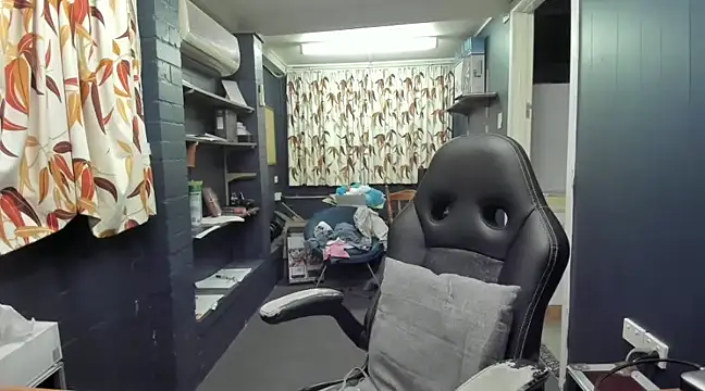 tilobinder online show from 01.11.25