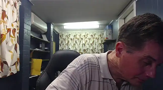 tilobinder online show from 03.21.25