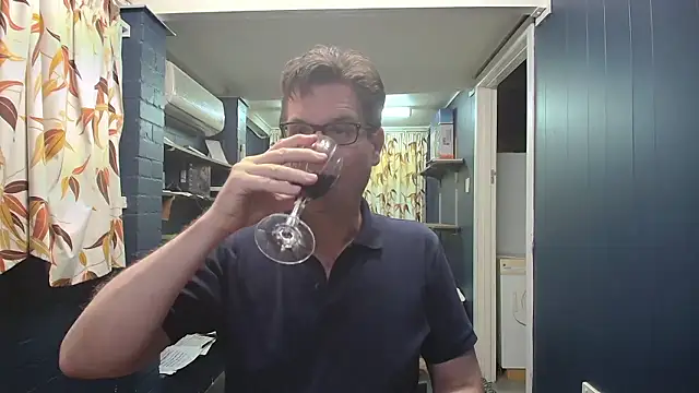 tilobinder online show from 01.08.26