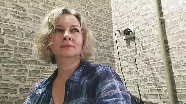 EdithManning online show from 01.14.25