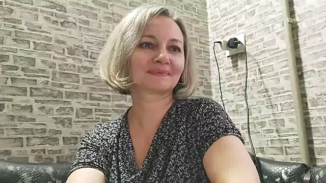 EdithManning online show from 01.16.25