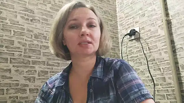 EdithManning online show from 01.24.25