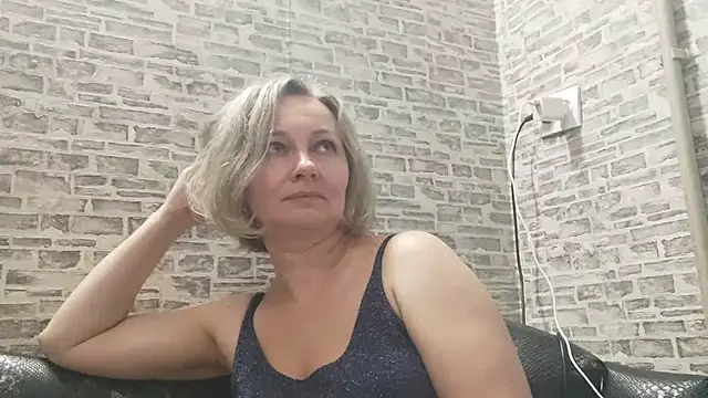 EdithManning online show from 01.30.25