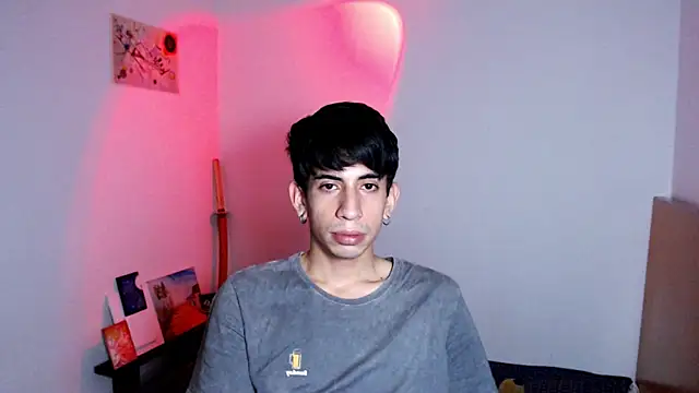 Snapshot of Zack_Kingg chatting on 10.08.25 Zack Kingg online show from 10.08.25