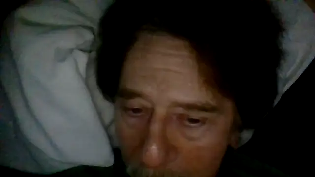 Snapshot of frankie7inch chatting on 05.16.26 frankie7inch online show from 05.16.26