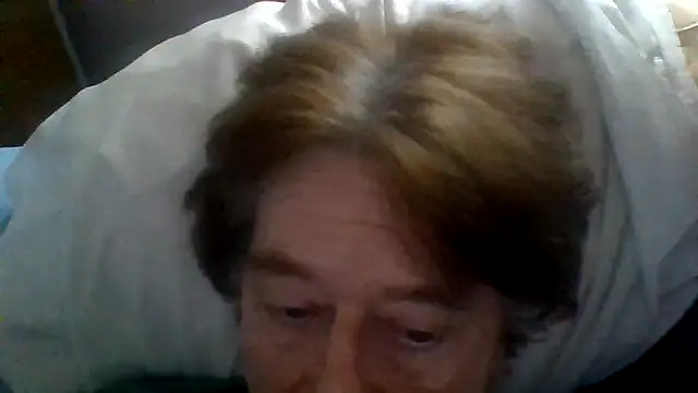 Snapshot of frankie7inch chatting on 05.17.26 frankie7inch online show from 05.17.26