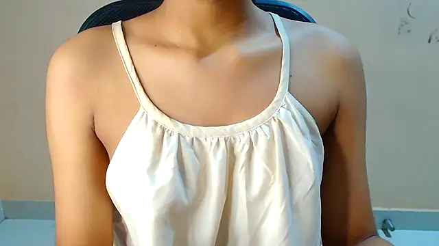 Snapshot of Chandani-Love chatting on 06.26.26 Chandani-Love online show from 06.26.26