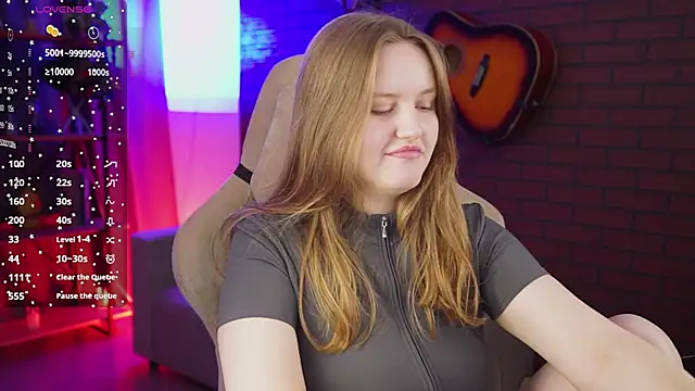 KellyPoter online show from 10.26.25