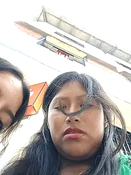 Snapshot of Karol-kamila19 chatting on 12.06.24 Karol-kamila19 online show from 12.06.24