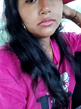 Snapshot of Karol-kamila19 chatting on 12.11.24 Karol-kamila19 online show from 12.11.24