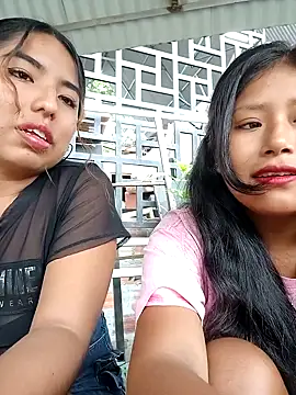 Snapshot of Karol-kamila19 chatting on 12.12.24 Karol-kamila19 online show from 12.12.24