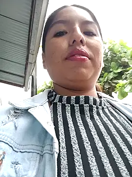 Snapshot of Karol-kamila19 chatting on 01.06.25 Karol-kamila19 online show from 01.06.25