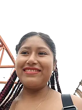 Snapshot of Karol-kamila19 chatting on 01.13.25 Karol-kamila19 online show from 01.13.25