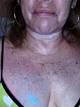 Kasandra Ho online show from 03.04.26