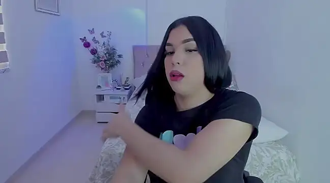 linda zaam83866 online show from 02.26.25