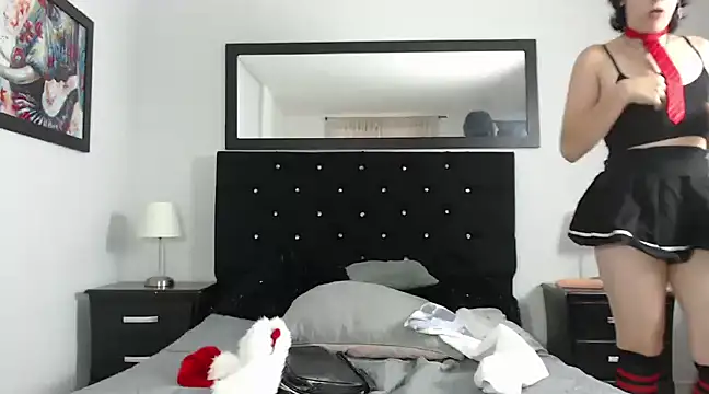 Caitlynwheler online show from 12.26.24