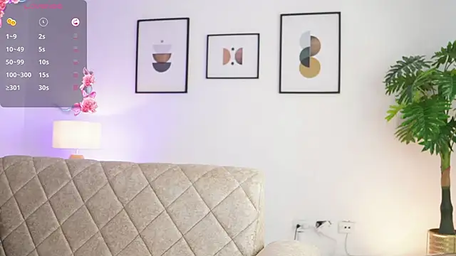 Snapshot of CattleyaScaly chatting on 12.13.24 CattleyaScaly online show from 12.13.24