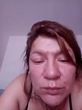 Snapshot of Skylar-Vox- chatting on 03.04.25 Skylar-Vox- online show from 03.04.25