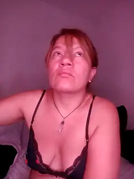 Snapshot of Skylar-Vox- chatting on 03.10.25 Skylar-Vox- online show from 03.10.25