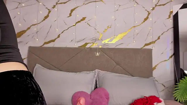 Snapshot of agatha_97_ chatting on 02.21.26 agatha 97 online show from 02.21.26