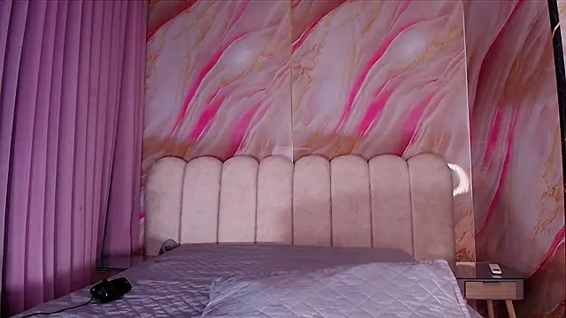 mia stanfort online show from 04.16.26