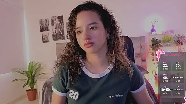 Snapshot of emilyrouxe chatting on 07.18.26 emilyrouxe online show from 07.18.26
