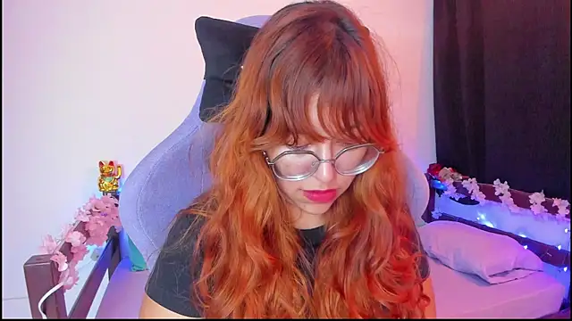  Moon Johnson online show from 11.03.25