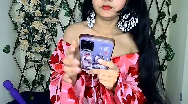 SUZY FROMUS online show from 02.15.25