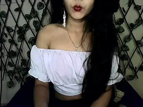 SUZY FROMUS online show from 03.19.25