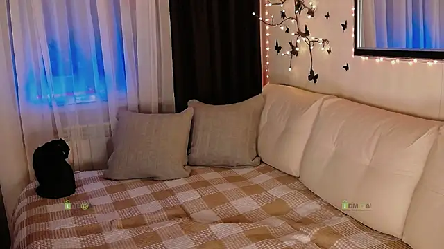 Snapshot of Alysta chatting on 02.28.26 Alysta online show from 02.28.26