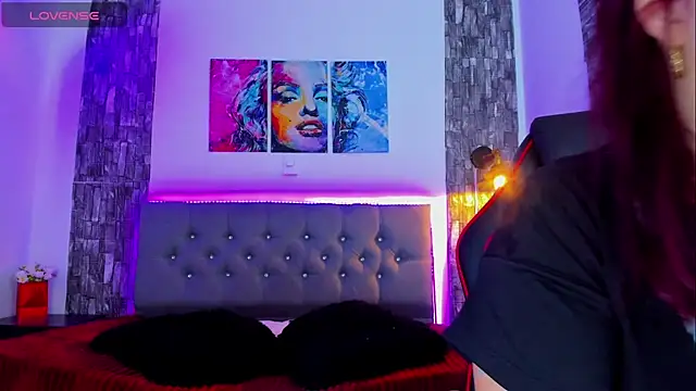 Snapshot of tatiana_sc chatting on 03.08.25 tatiana sc online show from 03.08.25