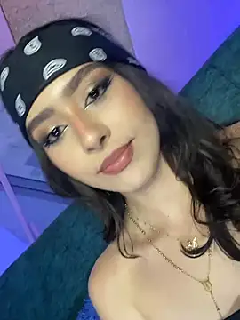 Danielacossio online show from 03.23.25