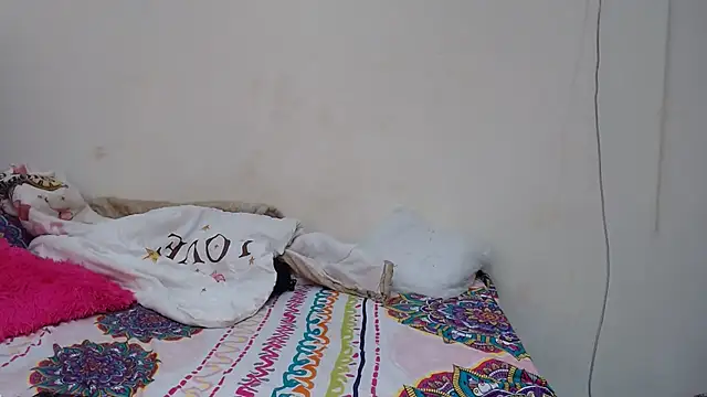 Snapshot of SHANTYBABE chatting on 12.27.24 SHANTYBABE online show from 12.27.24