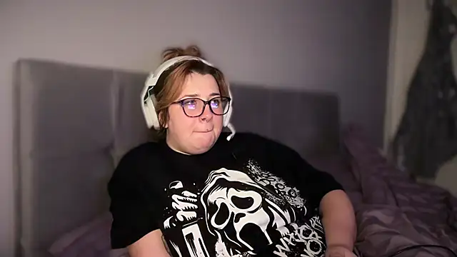 Curvy Rosie99 online show from 04.16.26