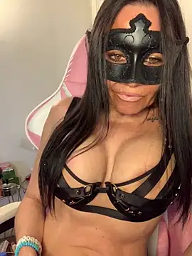 vicvictoriax online show from 03.03.25