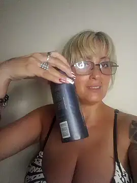 DesireSatler online show from 12.27.24