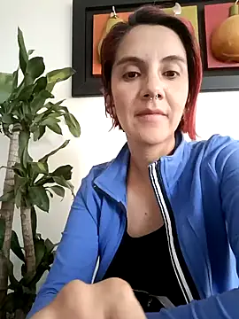 Snapshot of your_red_rose_ chatting on 01.11.25 your red rose online show from 01.11.25