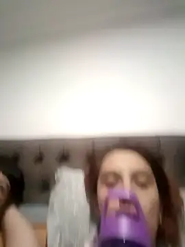 Snapshot of your_red_rose_ chatting on 01.25.25 your red rose online show from 01.25.25